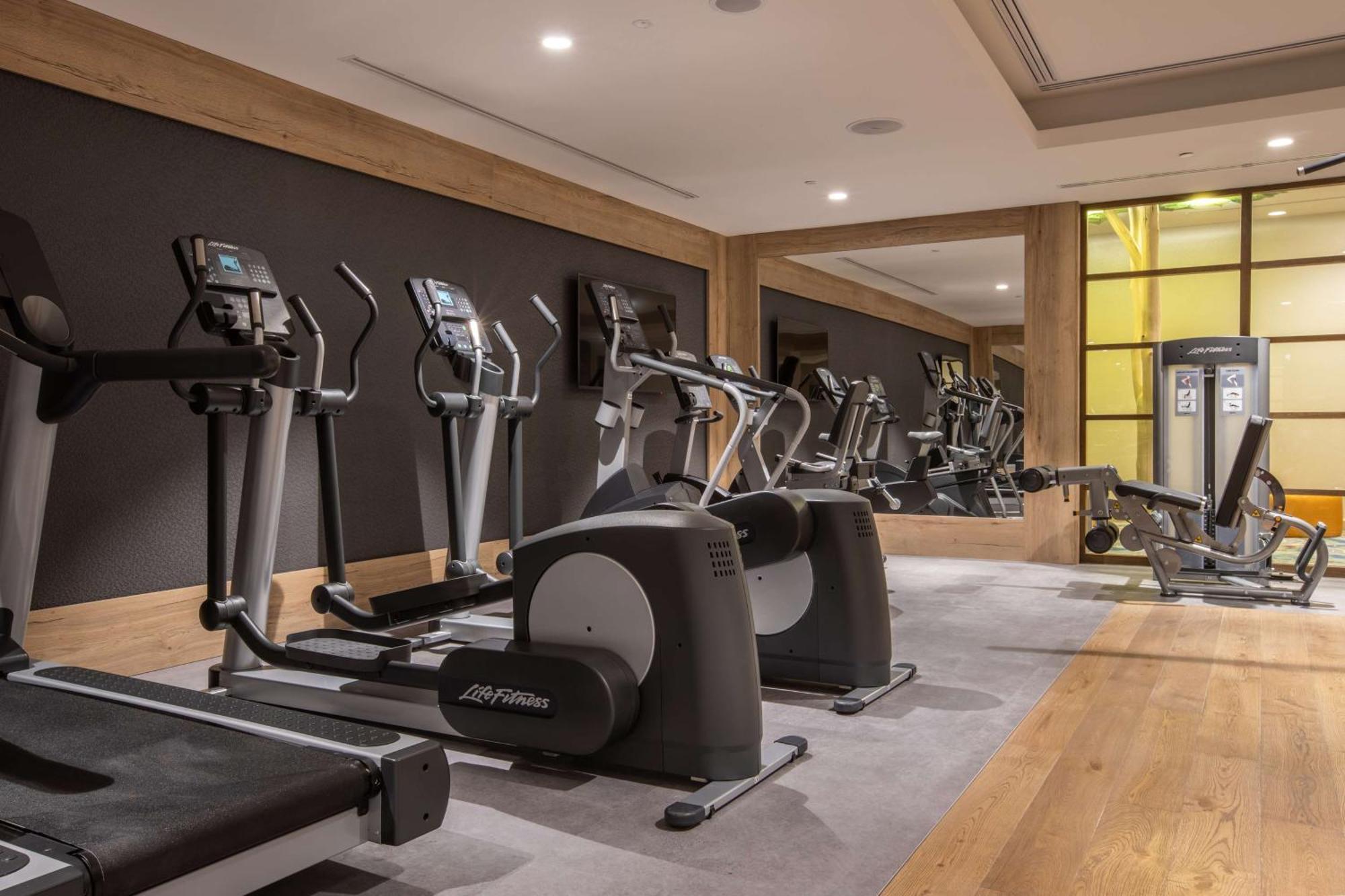 Hotel Radisson Blu & Residences 5*