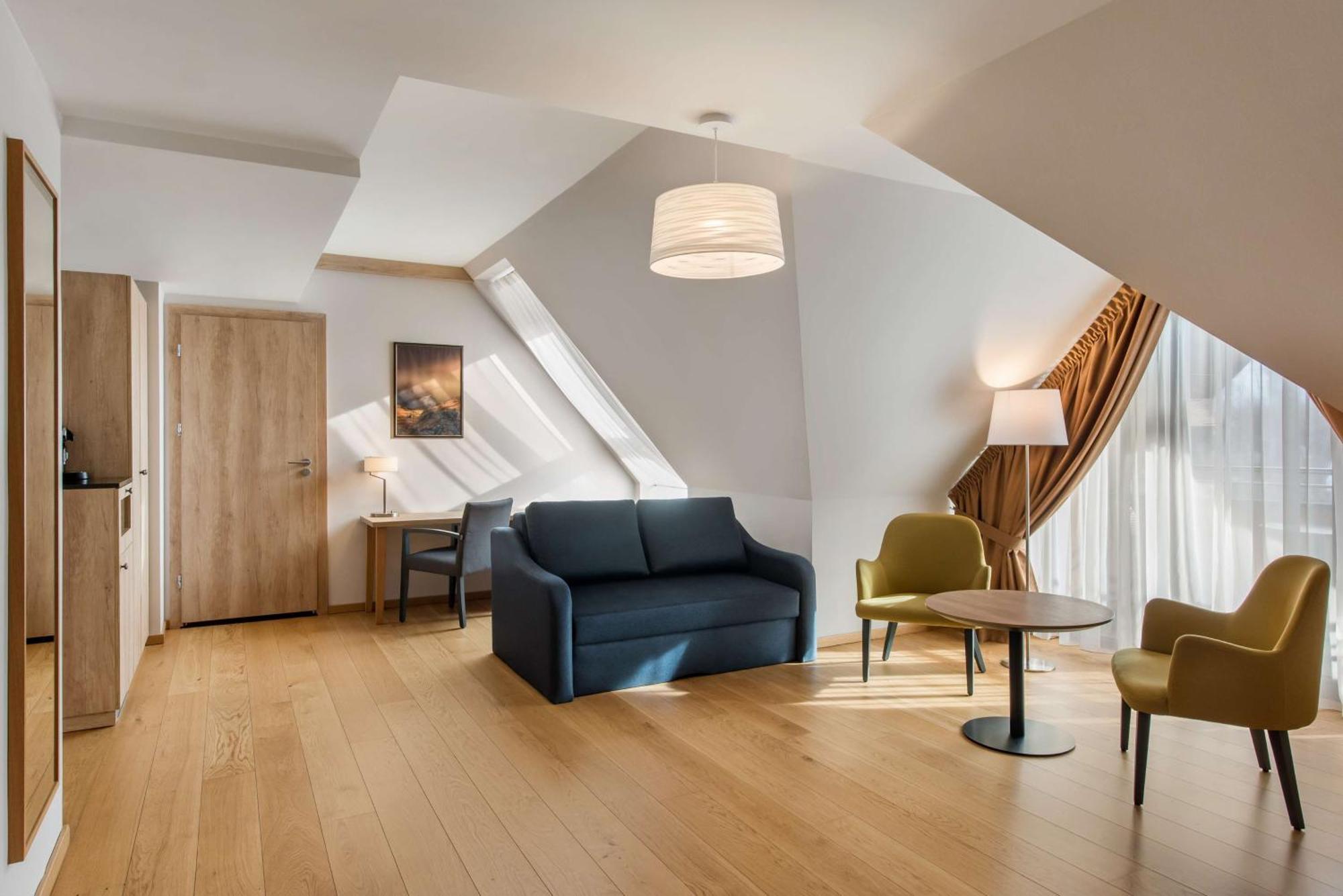 Radisson Blu & Residences 5*