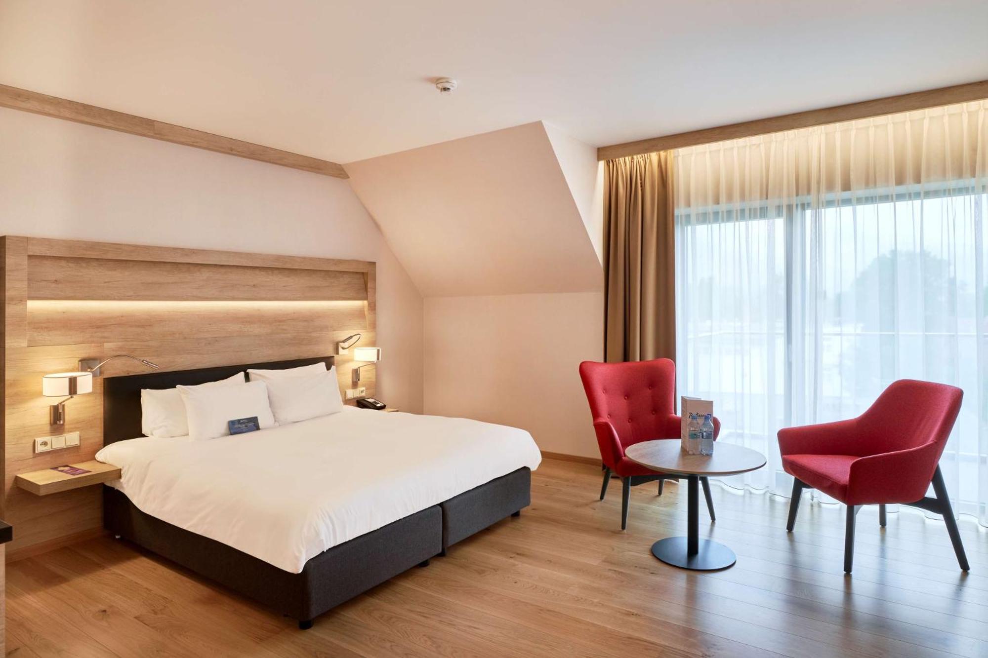 Radisson Blu & Residences 5*